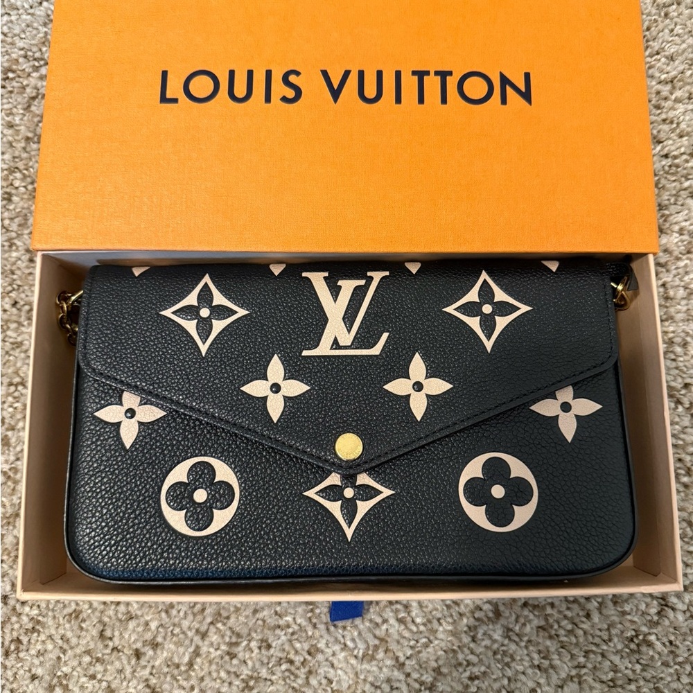 Louis Vuitton Monogram Pochette Felicie